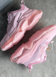 Кроссовки Balenciaga Triple S Pink живое фото 1